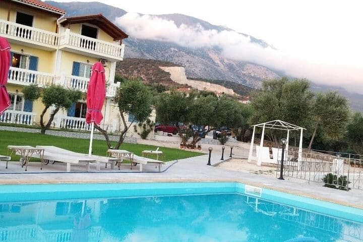 Elaias Gi Residence photo 4