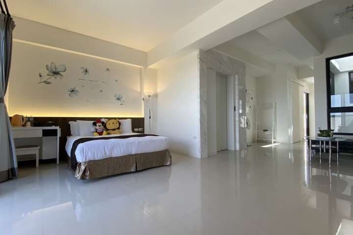 Riverside Guesthouse photo 4