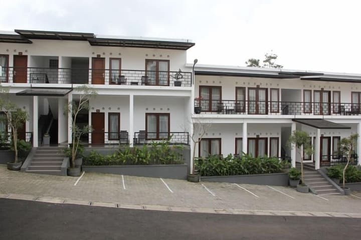 The Radiant Villas & Function Hall photo 2