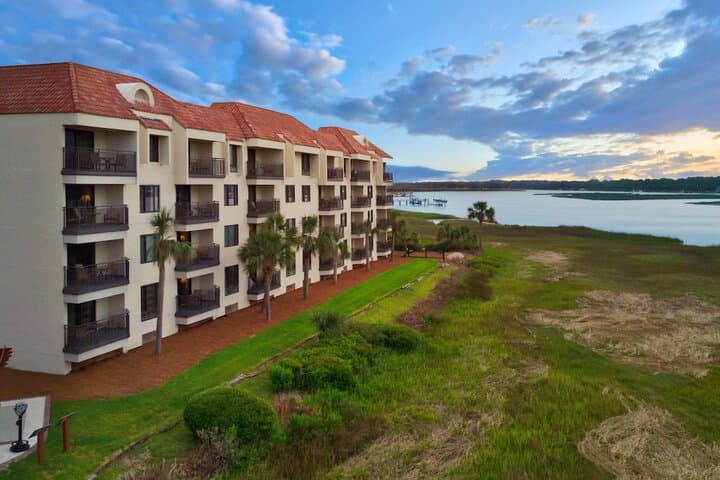Marriotts Harbour Point&Sunset Pointe at Shelter Cove photo 3