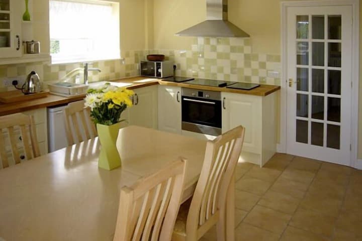 Manor Cottage photo 2
