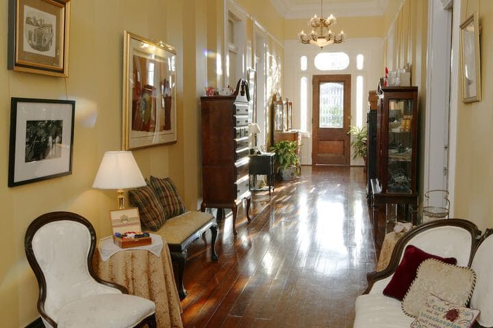 Ashtons Bed&Breakfast photo 3