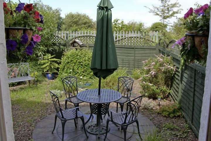 Railway Cottage photo 3