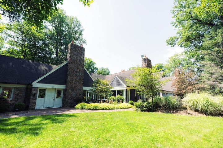 The Morris Estate photo 2