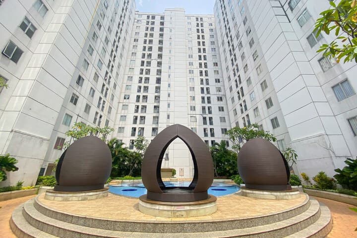Best Deal&Spacious Studio at Bassura City Apartment photo 2