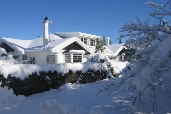 Cheltenham House photo 4