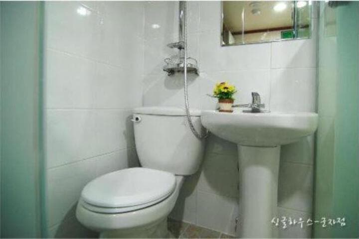 Single House photo 5