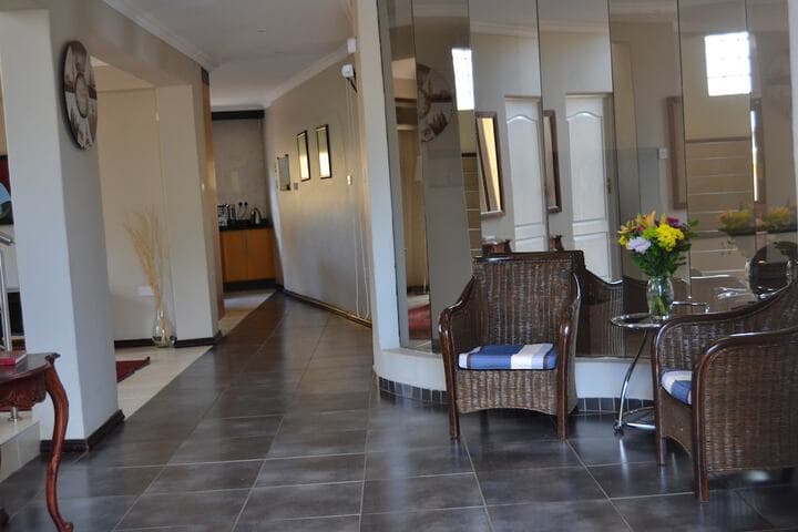 The Capital Guesthouse photo 2