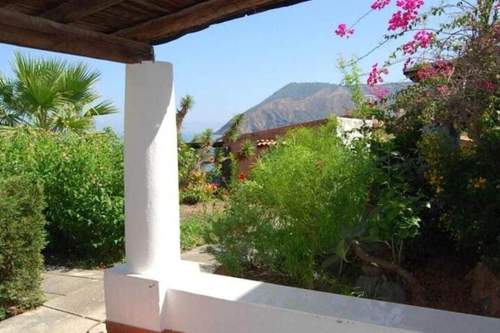 Jerà Aloe B&B Relax Vulcanello photo 3