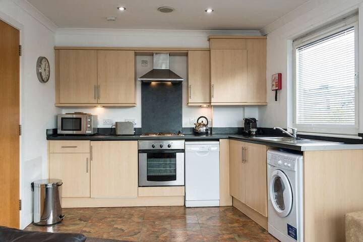 Fountain Court Apartments Harris photo 3