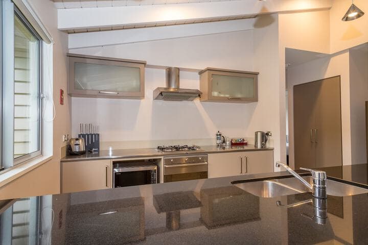 Arrowfield Apartments photo 5