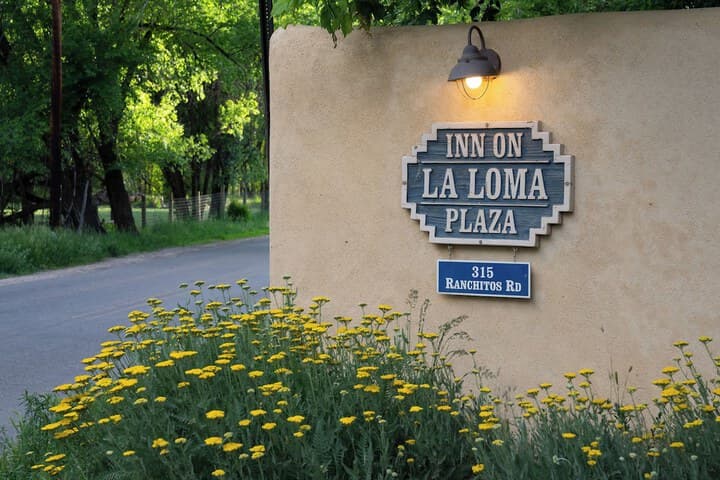 Inn on La Loma Plaza photo 2