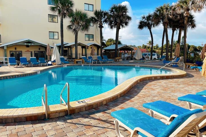Las Olas Beach Club photo 4
