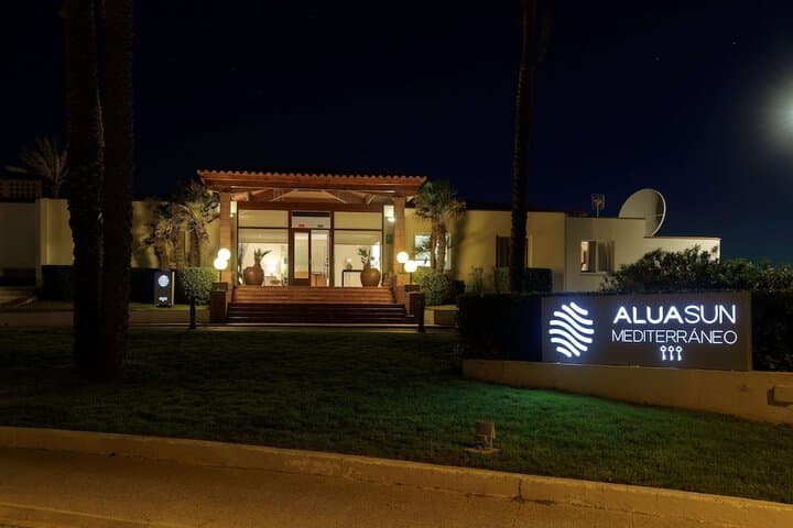 AluaSun Mediterráneo Hotel photo 4