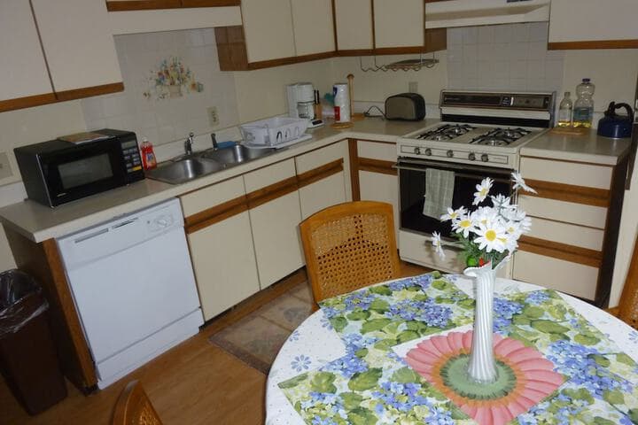 Chapel Hill InnTown photo 5