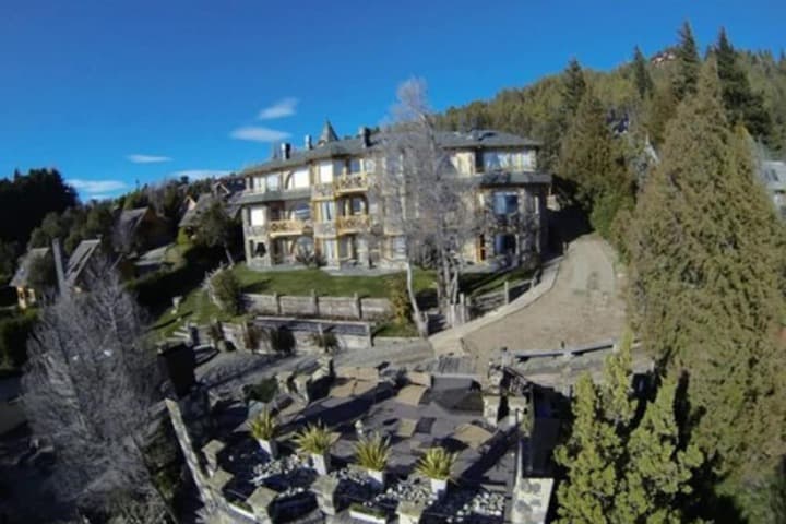 Lirolay Suites photo 4
