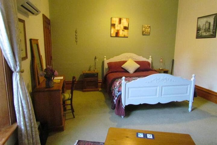 Ugbrooke Country Estate photo 2