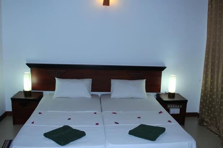 The Coconut Garden Hotel & Restaurant photo 4