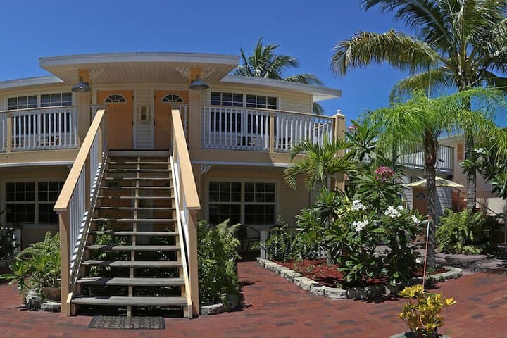 Manatee Bay Inn Near Fishing Pier Fort Myers Beach photo 4