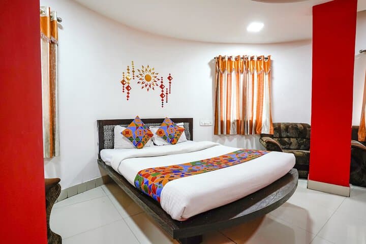 Fabexpress Sai Lodging photo 1