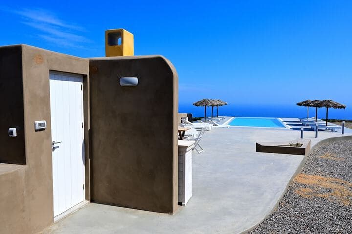 EOS Villa photo 5