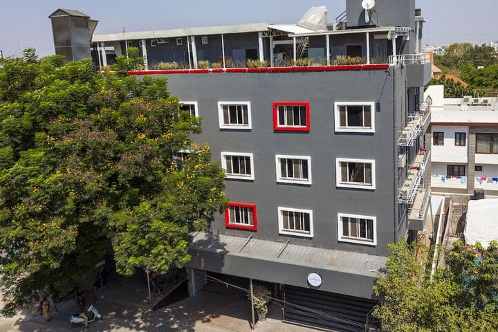 OYO Townhouse 005 Jubilee Hills photo 2