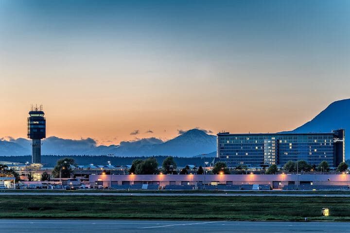 Fairmont Vancouver Airport Gold Experience photo 2