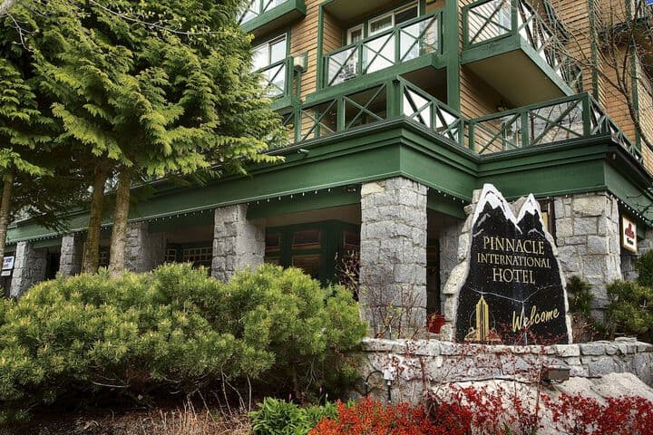 Pinnacle Hotel Whistler Village photo 4