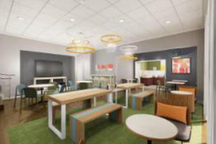 Spark by Hilton Cincinnati Fairfield photo 2