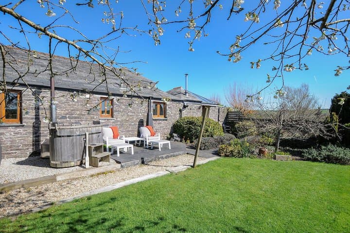 Swallow Barn photo 1