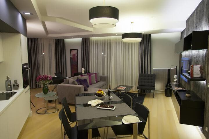 The Leos Residence photo 4