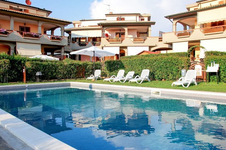Follonica Apartments photo 4