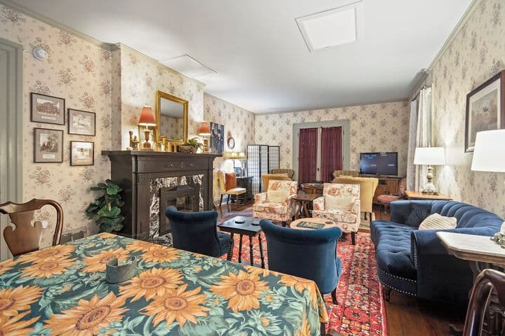 Loganberry Inn photo 4