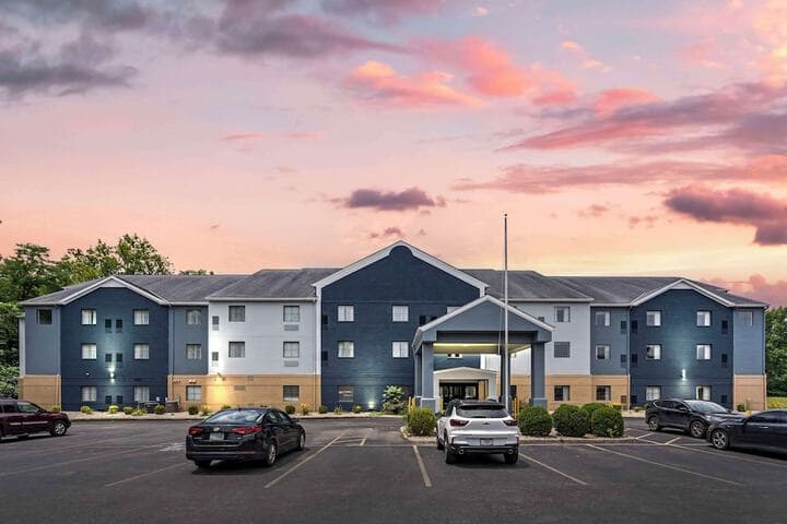 Country Inn & Suites by Radisson Pickerington OH photo 1