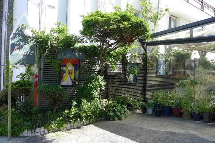 The House Hostel photo 1