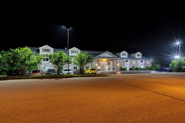 All Towne Suites photo 2