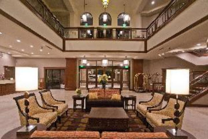 Doubletree by Hilton Los Angeles Rosemead photo 4