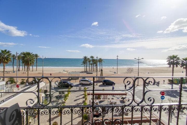 Cala Fonda destination view