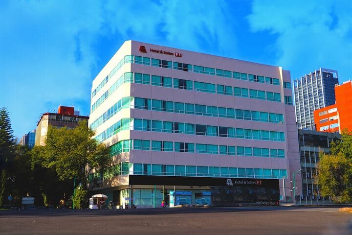 Hotel & Suites PF photo 5