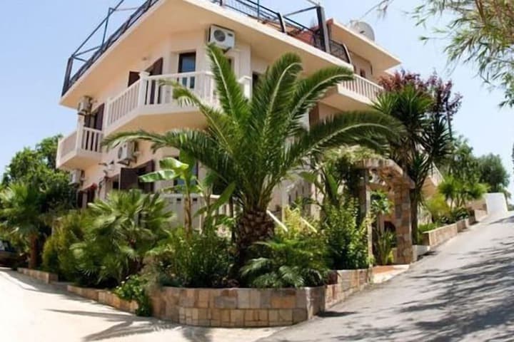 Frideriki Studios & Apartments photo 3