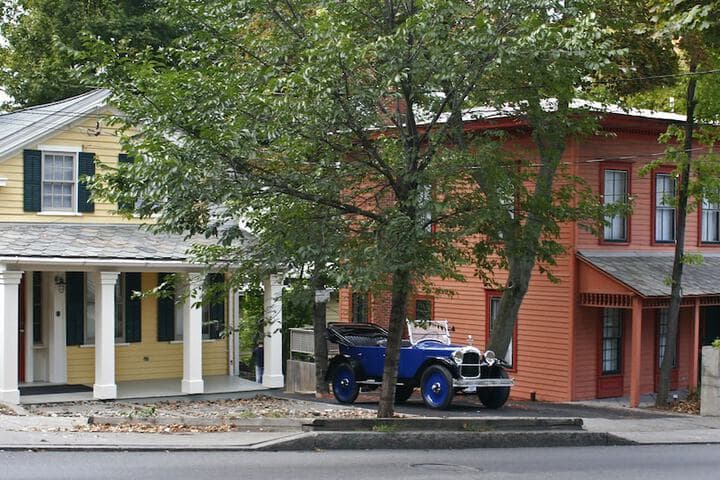 Inn on Columbia photo 4