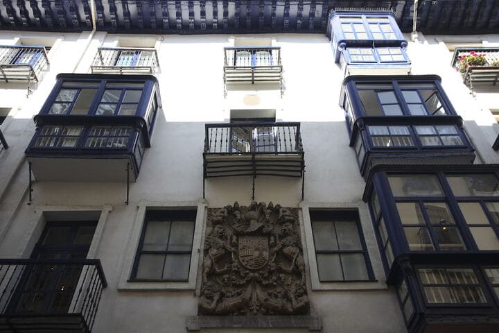 Casual Bilbao Gurea photo 2