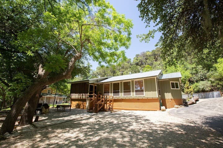 Ponderosa Cabin photo 4