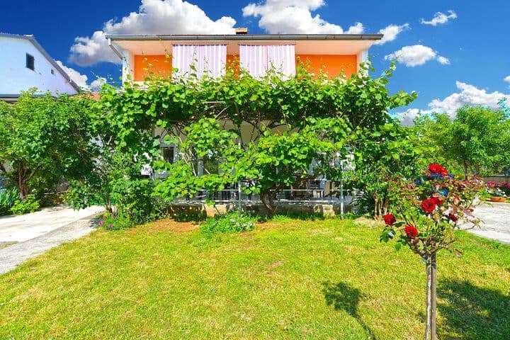 Apartment 925 photo 3