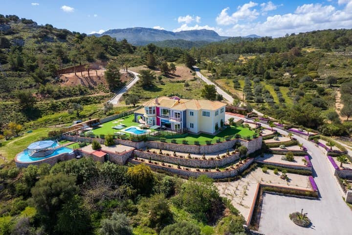Paramithia Villa photo 3