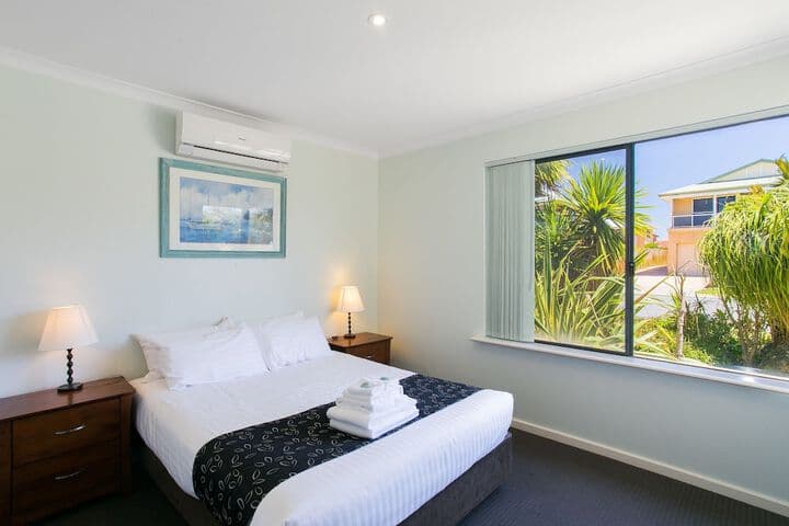 Seahaven Villas by Rockingham Apartments photo 4