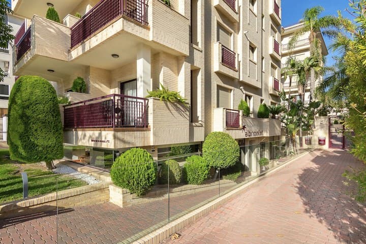 Albir Confort Avenida Apartamentos photo 4