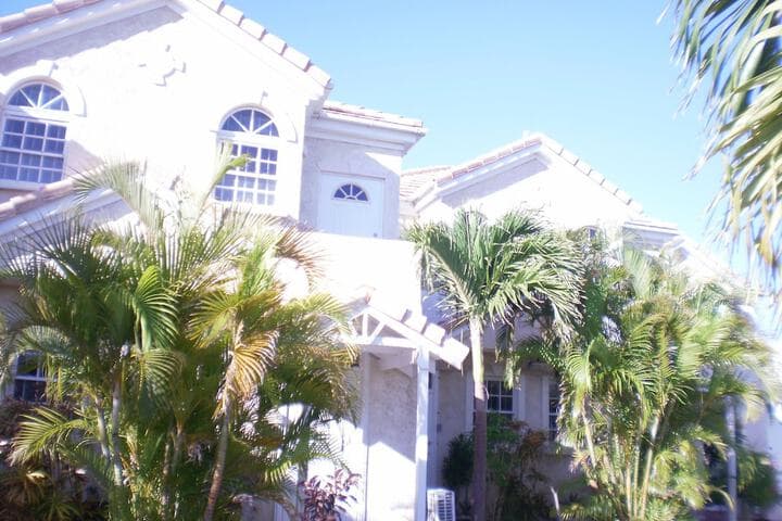Seacruise Villa photo 2
