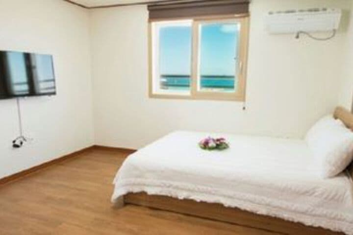 Silver Ocean Pension photo 5