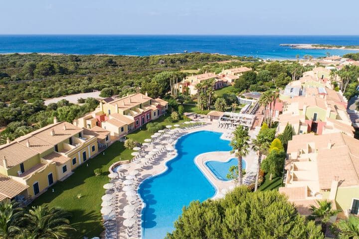 Lithica destination view